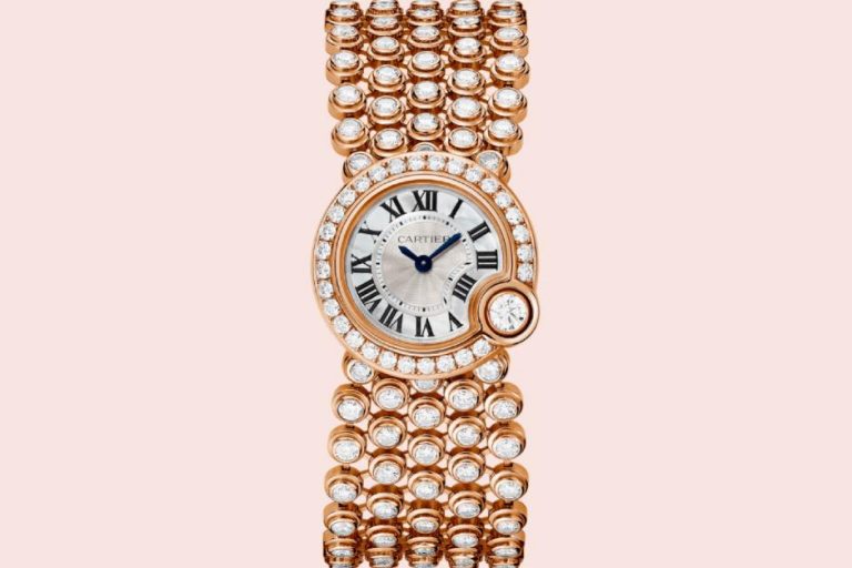 The 18k rose gold fake watches are decorated with diamonds.